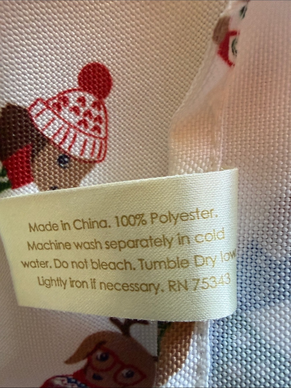 Cynthia Rowley Christmas Dachshund Tablecloth 51x70 - Picture 4 of 4